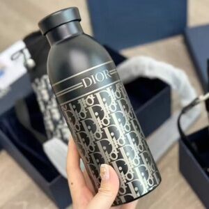 CD insulated  tumbler with bottle holder